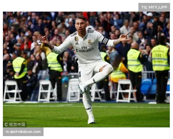 维尼修斯分享与佩德里互动瞬间:享受精彩的主场周日 维尼修斯分享与佩德里互动瞬间:享受精彩的主场周日